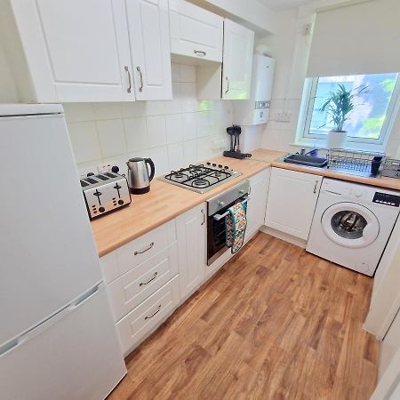 Flat In Battersea, 5 Minutes From Clapham Junction Station Apartment Londra Exterior foto