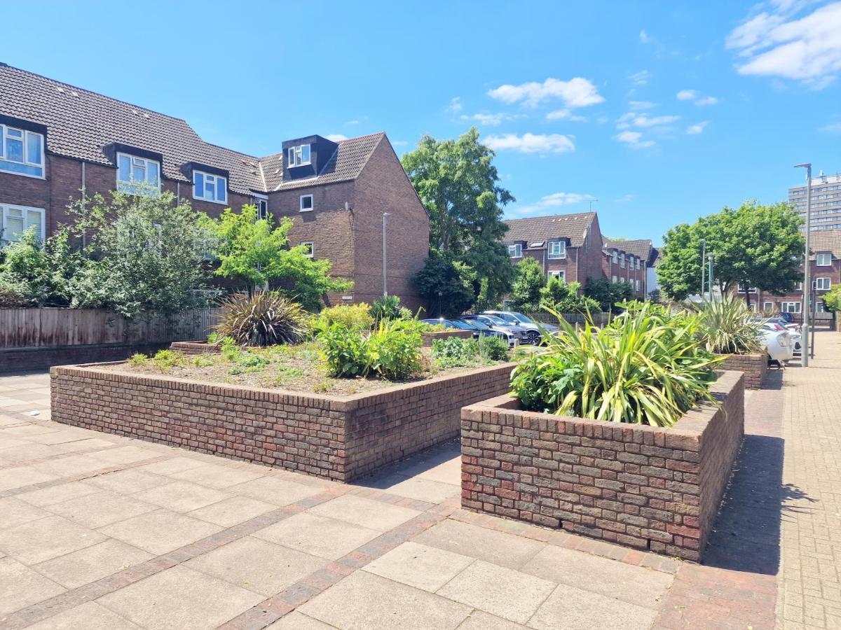 Flat In Battersea, 5 Minutes From Clapham Junction Station Apartment Londra Exterior foto